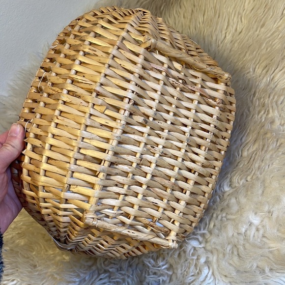 Super cute little wicker basket - Picture 4 of 7